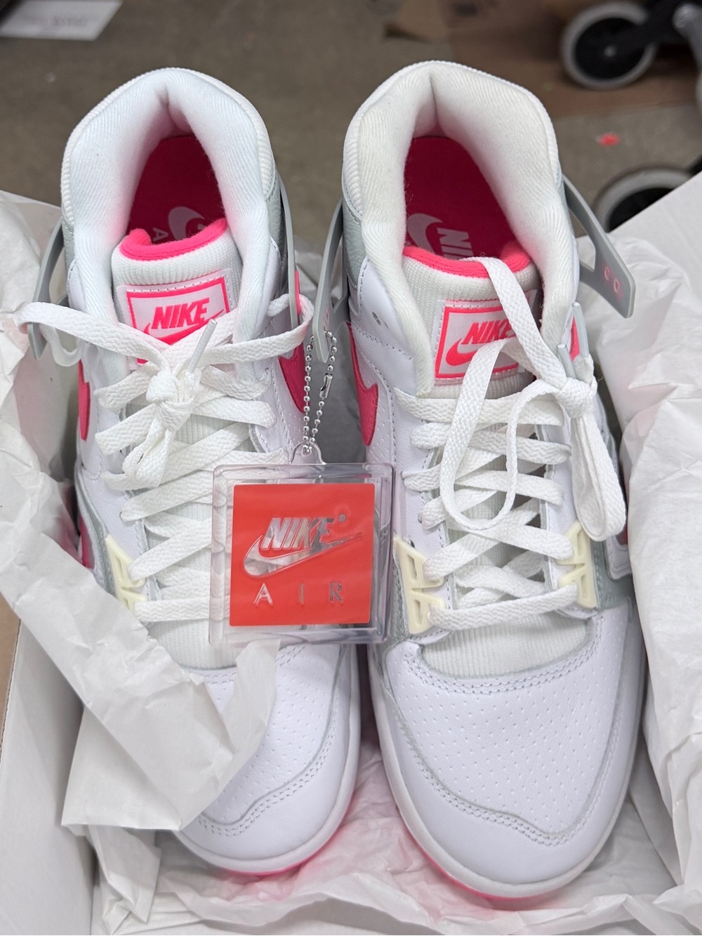 Nike Air Tech Challenge II QS — men’s (special edition) - Picture 3 of 5